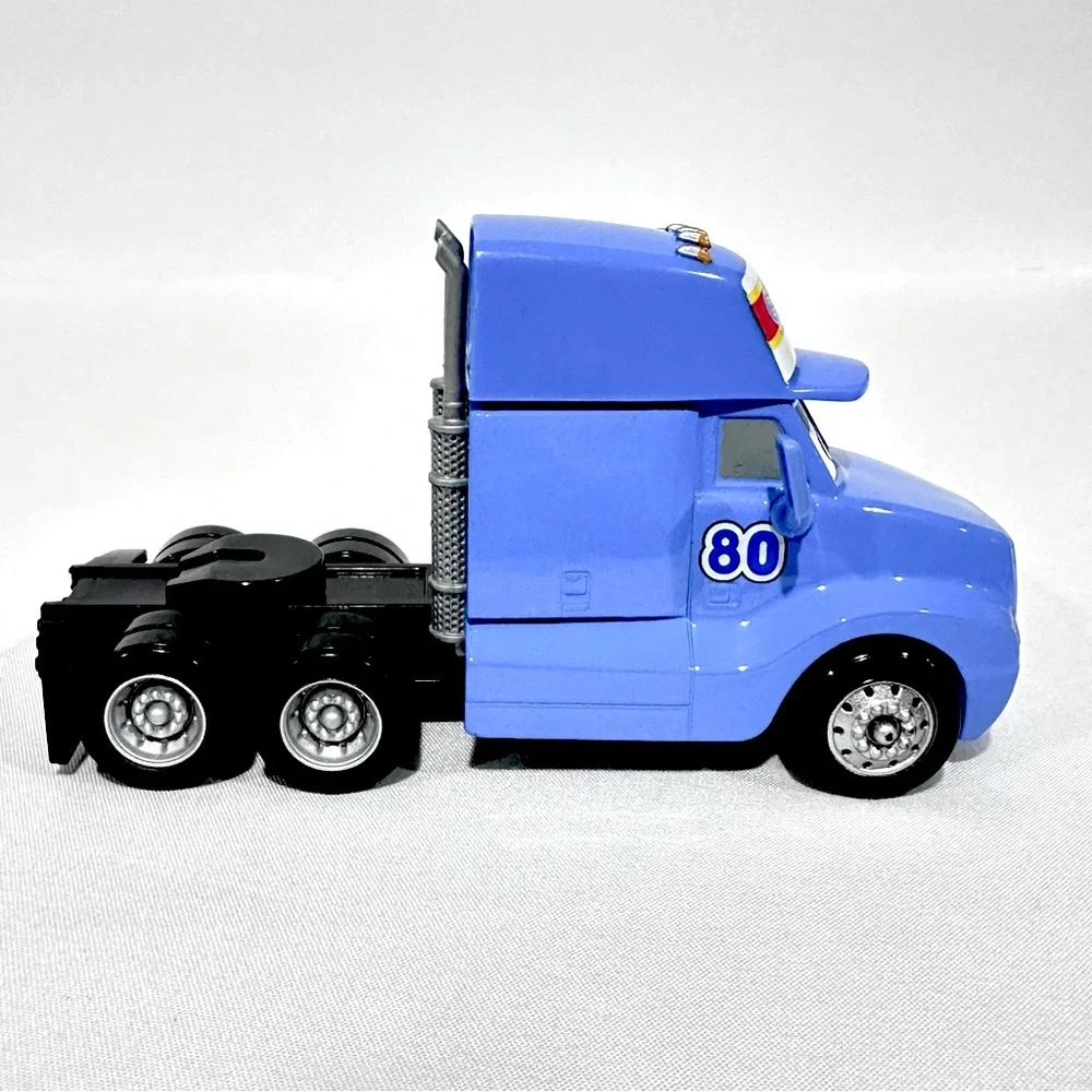 Disney Pixar Cars Gask-its #80 Rare Hauler Cab Die-cast Mattel